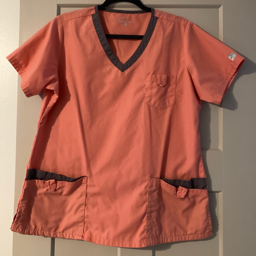 Scrub top - Picture 1 of 4